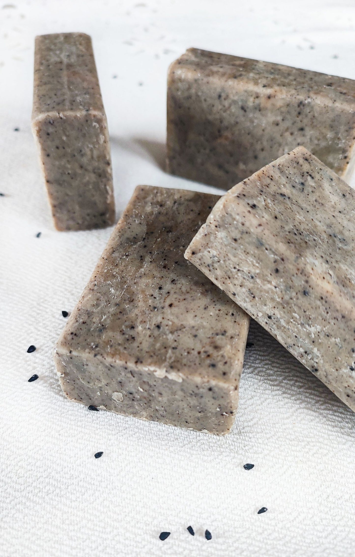 Savon Nigelle exfoliant Saponifié à froid